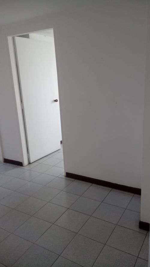 Apartamento en  Arriendo en Loma De San Julian, Medellín - Miniatura 11