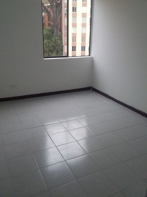 Apartamento en  Arriendo en Loma De San Julian, Medellín - Miniatura 19