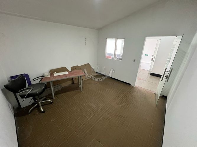 Oficina en  Arriendo en Prado veraniego, Bogotá - Miniatura 3