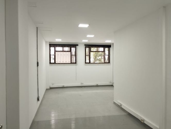 Oficina en  Arriendo en Suramericana, Medellín - Miniatura 6