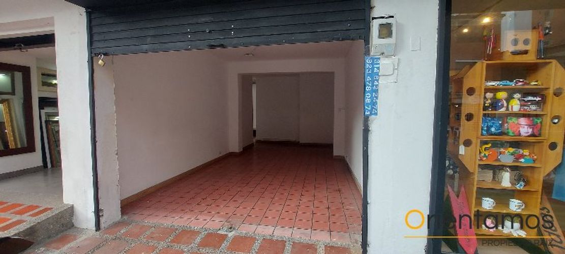 Local en  Arriendo en Laureles, Medellín - Miniatura 4