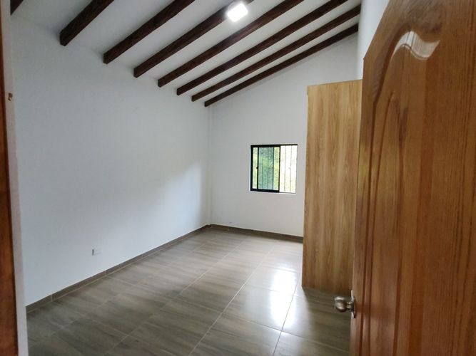 Finca en  Arriendo en Chaparral, Guarne - Miniatura 9