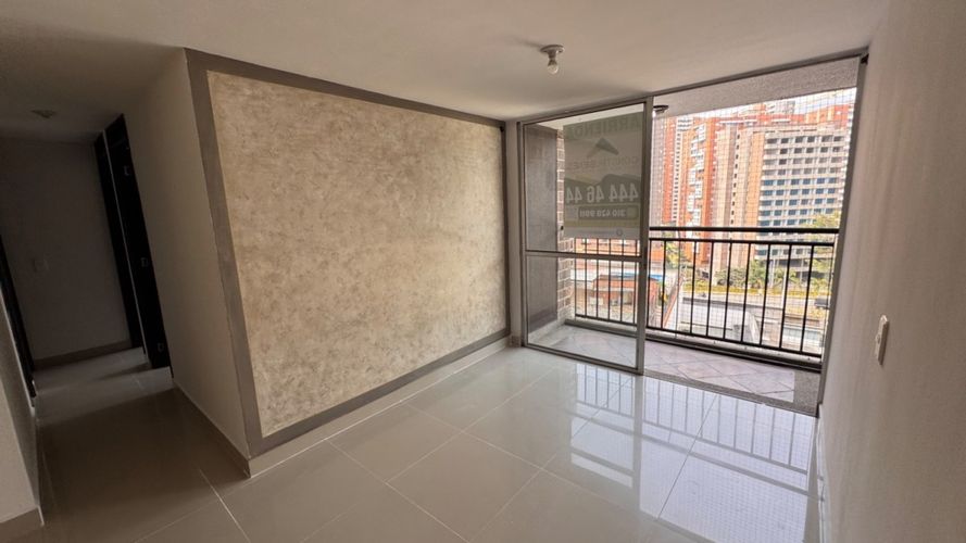 Apartamento en  Arriendo en Monteazul, Sabaneta - Miniatura 2