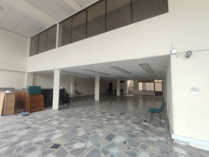 Edificio en  Arriendo en Niza, Bogotá - Miniatura 2