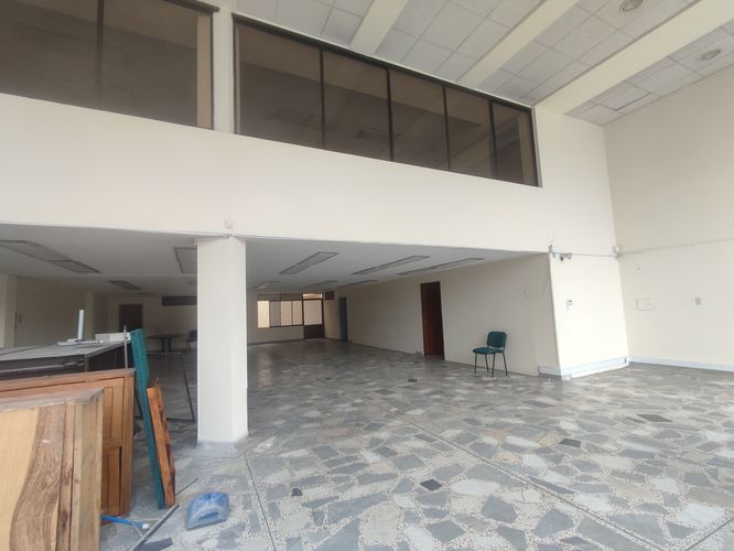 Edificio en  Arriendo en Niza, Bogotá - Miniatura 3