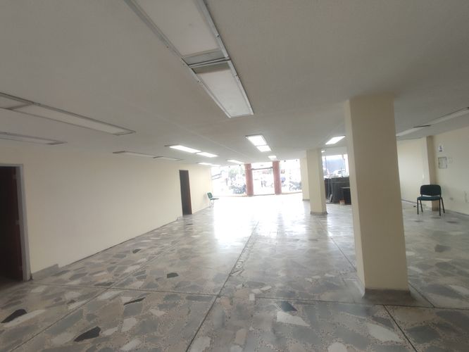 Edificio en  Arriendo en Niza, Bogotá - Miniatura 8
