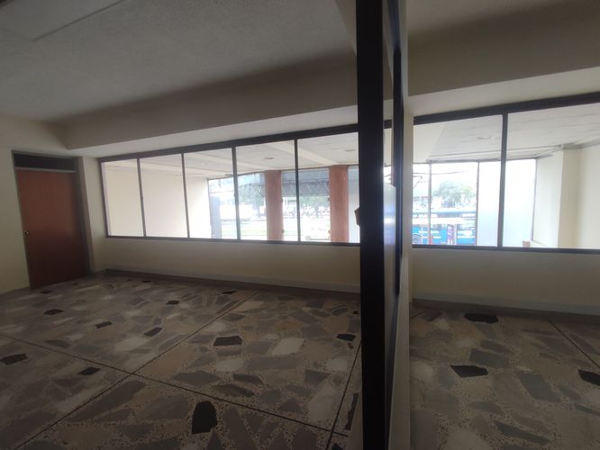 Edificio en  Arriendo en Niza, Bogotá - Miniatura 12