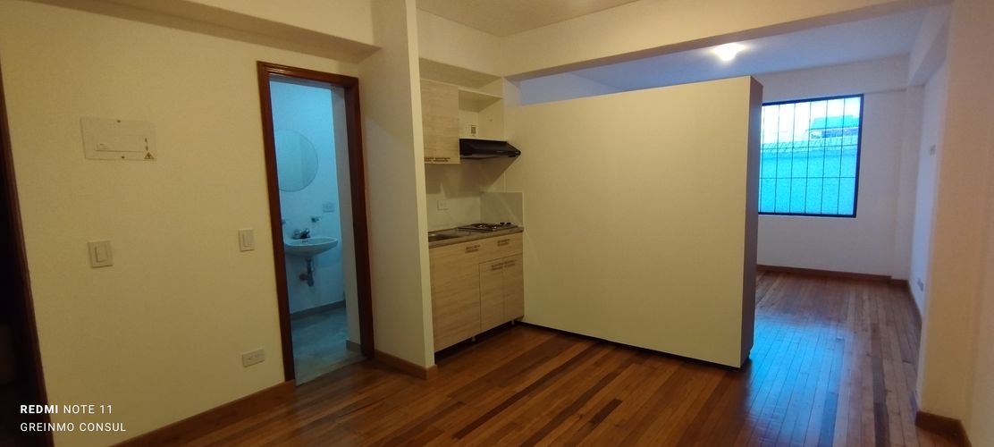 Apartaestudio en  Arriendo en Polo club, Bogotá - Miniatura 3