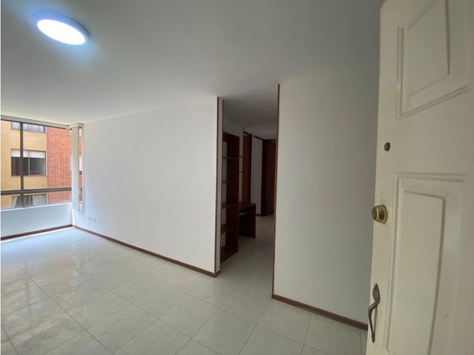 Apartamento en  Venta en Hayuelos, Bogotá - Miniatura 4