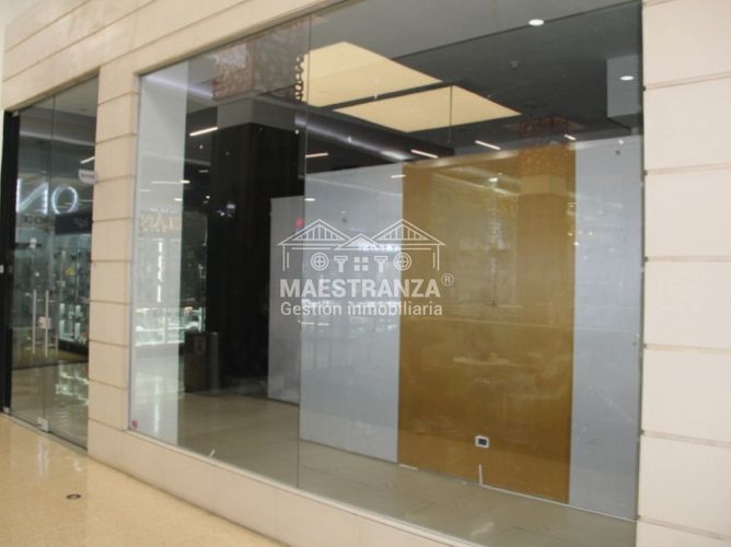 Local en  Venta en El Poblado, Medellín - Miniatura 3