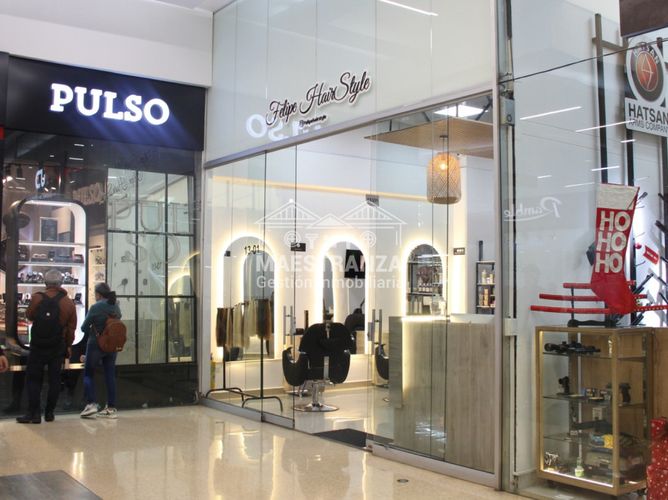 Local en  Venta en El Poblado, Medellín - Miniatura 2