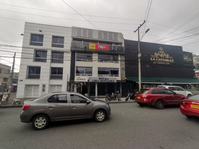 Edificio en arriendo en Galerias, Bogotá - Miniatura 2