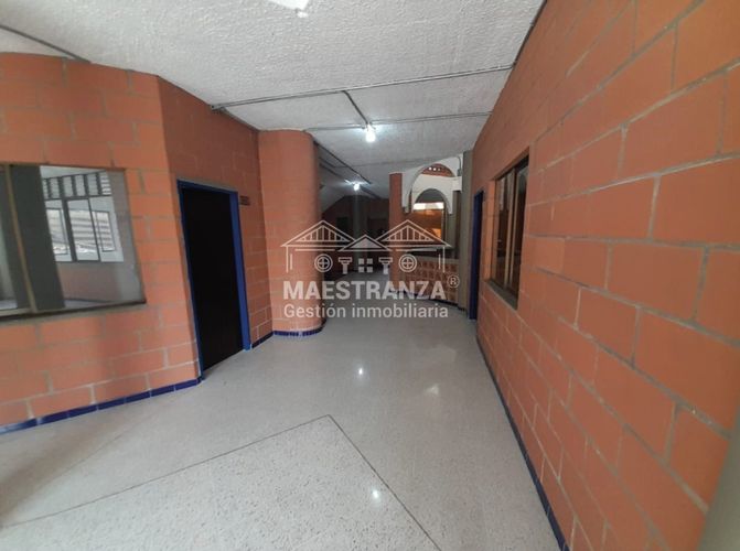 Edificio en  Arriendo en La candelaria, Medellín - Miniatura 8