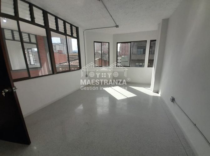 Edificio en  Arriendo en La candelaria, Medellín - Miniatura 10