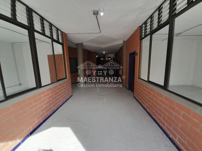 Edificio en  Arriendo en La candelaria, Medellín - Miniatura 11
