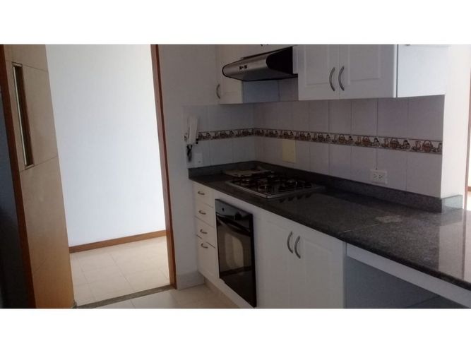 Apartamento en venta en Valle del Lili, Cali - Miniatura 9