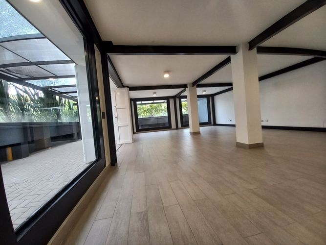 Edificio en  Arriendo en Santa ana occidental, Bogotá - Miniatura 2