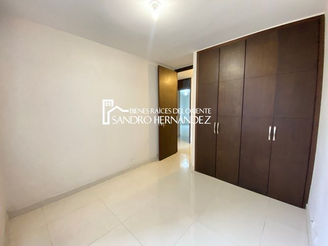 Apartamento en  Venta en Conjunto residencial mediterrane santorine, Floridablanca - Miniatura 2