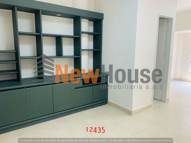 Oficina en  Arriendo en Milla de Oro, Medellín - Miniatura 2