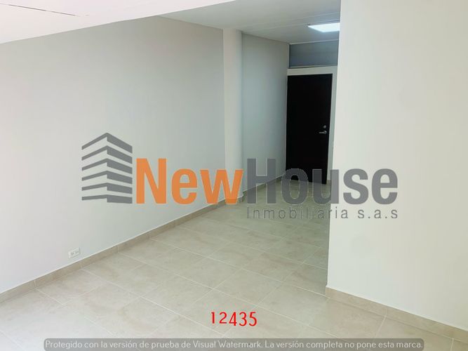 Oficina en  Arriendo en Milla de Oro, Medellín - Miniatura 3