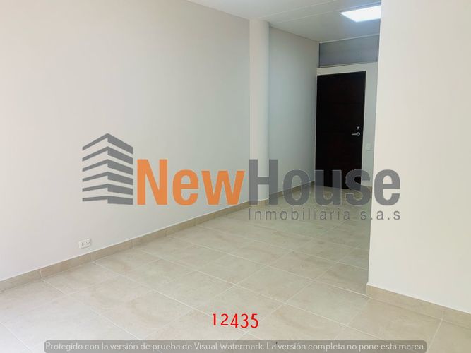 Oficina en  Arriendo en Milla de Oro, Medellín - Miniatura 8