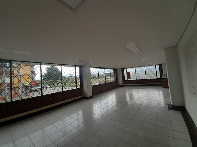 Edificio en  Arriendo en Barrios unidos, Bogotá - Miniatura 4