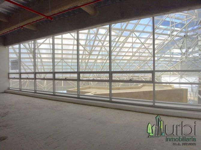 Oficina en  Arriendo en Centro Comercial Santafé, Bogotá - Miniatura 3