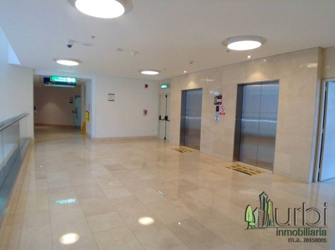 Oficina en  Arriendo en Centro Comercial Santafé, Bogotá - Miniatura 9