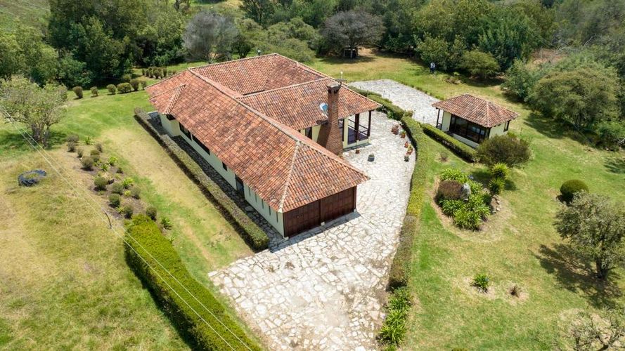 Finca en  Venta en El rodeo, La calera - Imagen 1