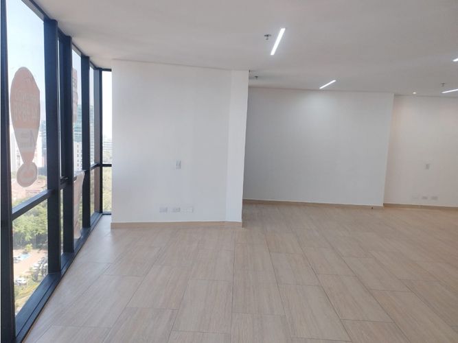 Oficina en  Arriendo en El Poblado, Medellín - Miniatura 12