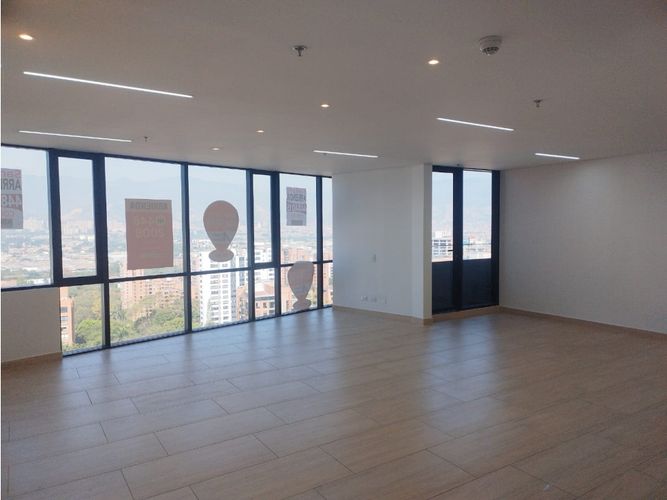 Oficina en  Arriendo en El Poblado, Medellín - Miniatura 14