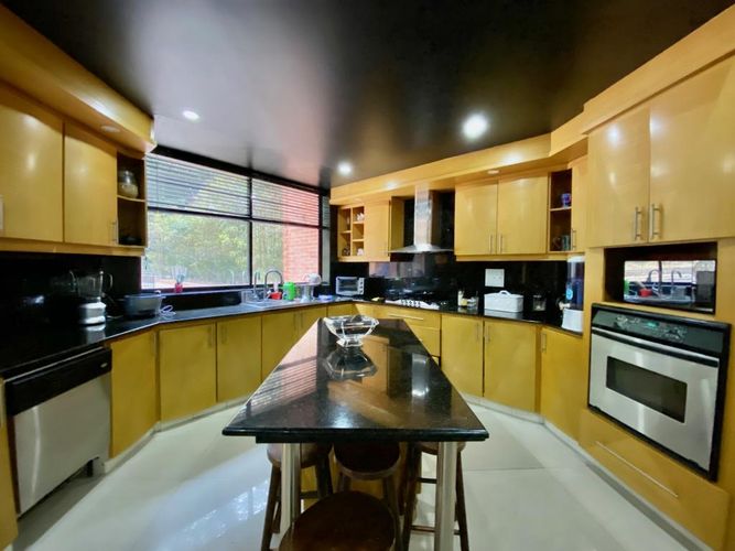 Apartamento en venta en Santa barbara alta, Bogotá - Miniatura 4