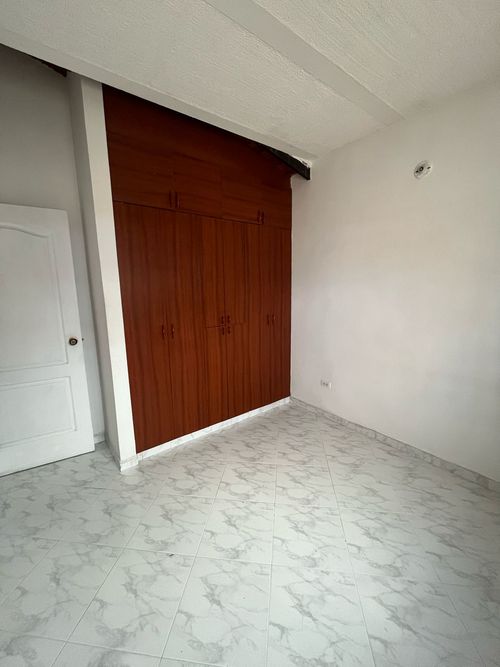 Casa en  Arriendo en Cabañitas, Medellín - Miniatura 4