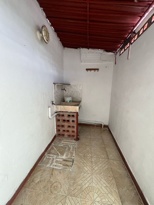 Casa en  Arriendo en Cabañitas, Medellín - Miniatura 8