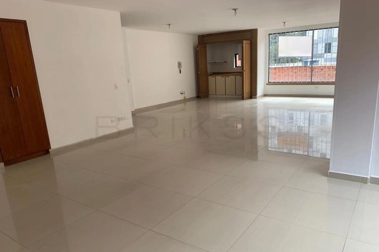 Apartamento en  Venta en Chico norte, Bogotá - Miniatura 4