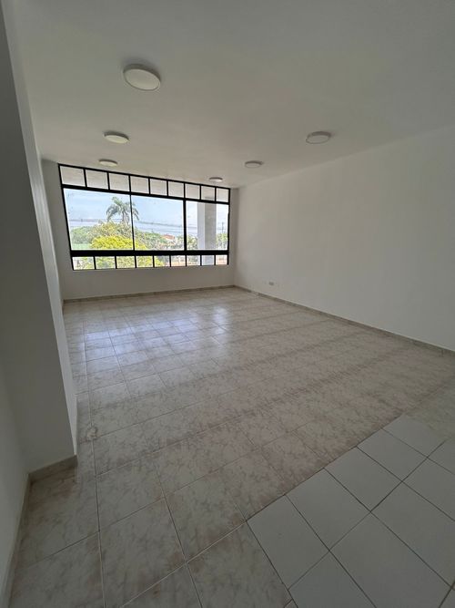 Oficina en  Arriendo en Alfaguara, Jamundí - Imagen 1
