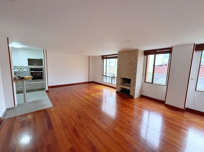 Apartamento en  Venta en Santa Paula, Bogotá - Imagen 1
