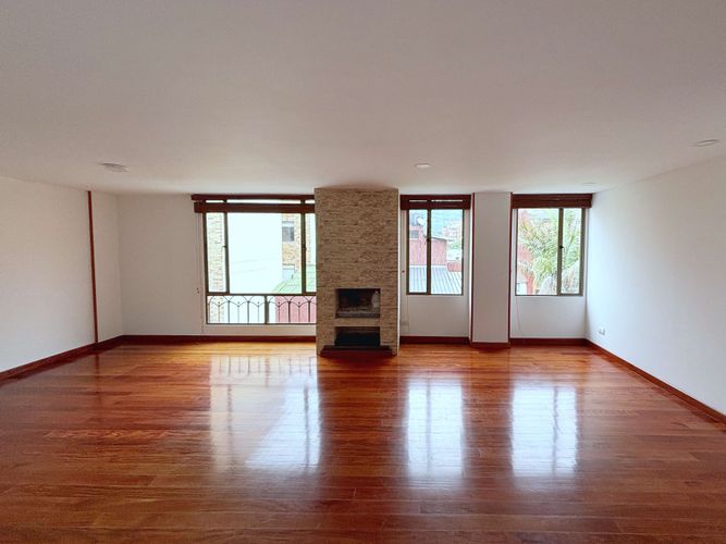 Apartamento en  Venta en Santa Paula, Bogotá - Miniatura 3