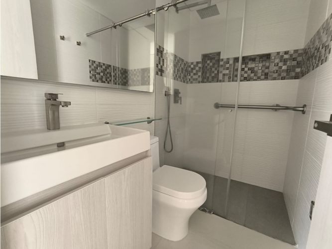 Apartamento en  Venta en Castropol, Medellín - Miniatura 10