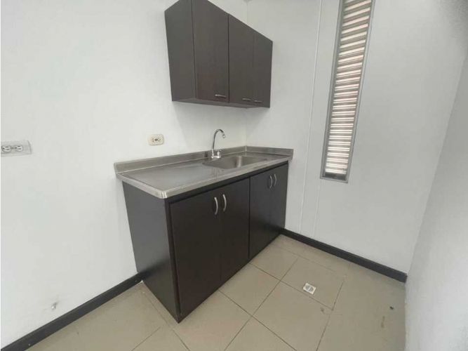 Oficina en  Arriendo en Las lomas no.1, Medellín - Miniatura 8