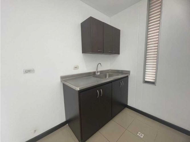 Oficina en  Arriendo en Las lomas no.1, Medellín - Miniatura 10