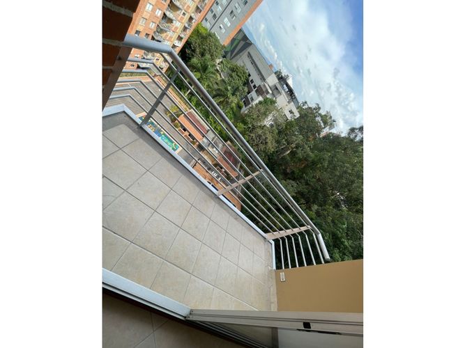 Apartamento en  Arriendo en Castropol, Medellín - Miniatura 2