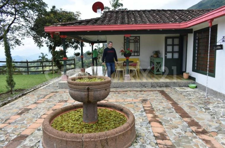 Finca en  Venta en Fredonia - Miniatura 3