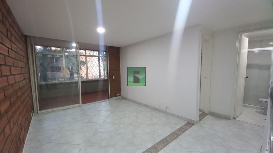 Apartaestudio en  Arriendo en Nueva villa de aburra, Medellín - Imagen 1