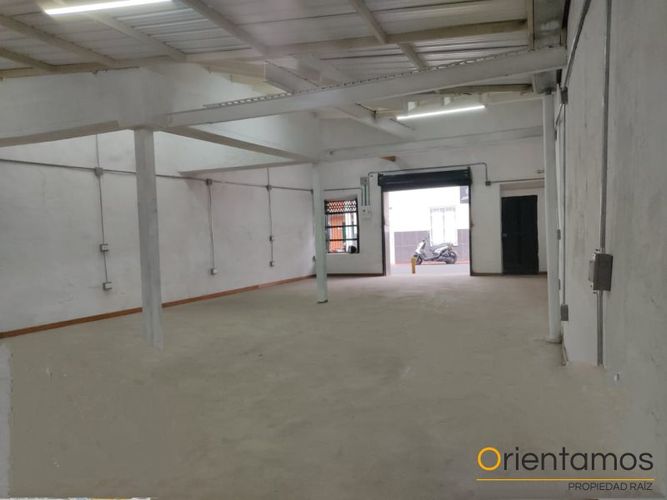 Local en  Arriendo en Belchite, Rionegro - Miniatura 2