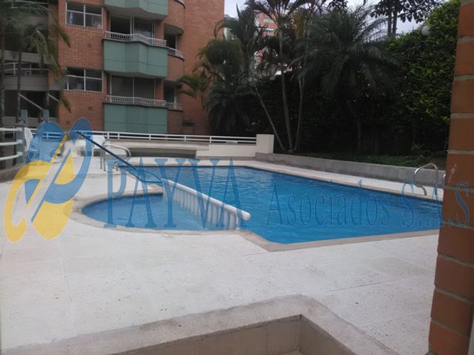 Apartaestudio en  Venta en La Almeria, Medellín - Miniatura 2
