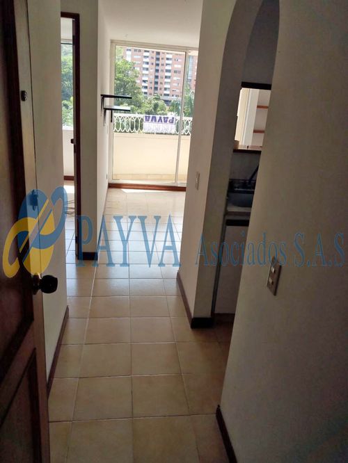 Apartaestudio en  Venta en La Almeria, Medellín - Miniatura 5