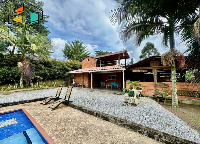 Finca en  Arriendo en Peñol - Miniatura 8
