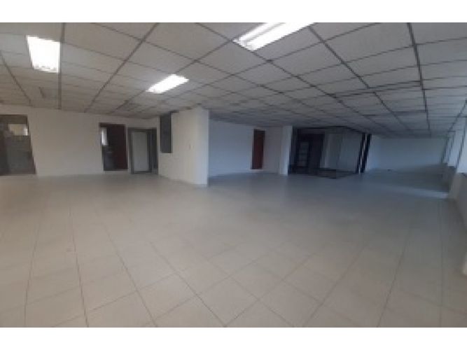 Oficina en  Arriendo en Engativá, Bogotá - Miniatura 3