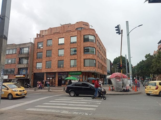Oficina en venta en La porciuncula, Bogotá - Miniatura 4